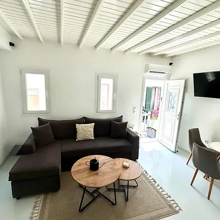 Entropia Myconian Apartment