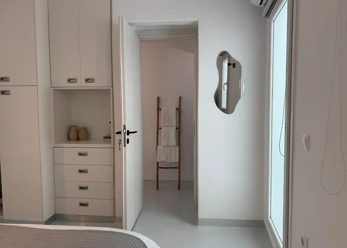 Entropia Myconian Daire